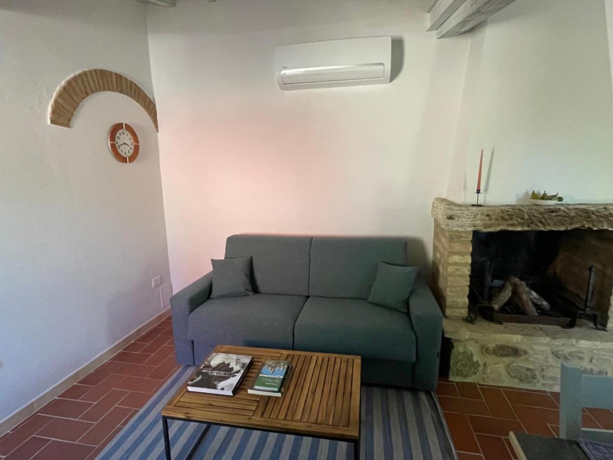 Casamoira Apartment Trequanda Bagian luar foto